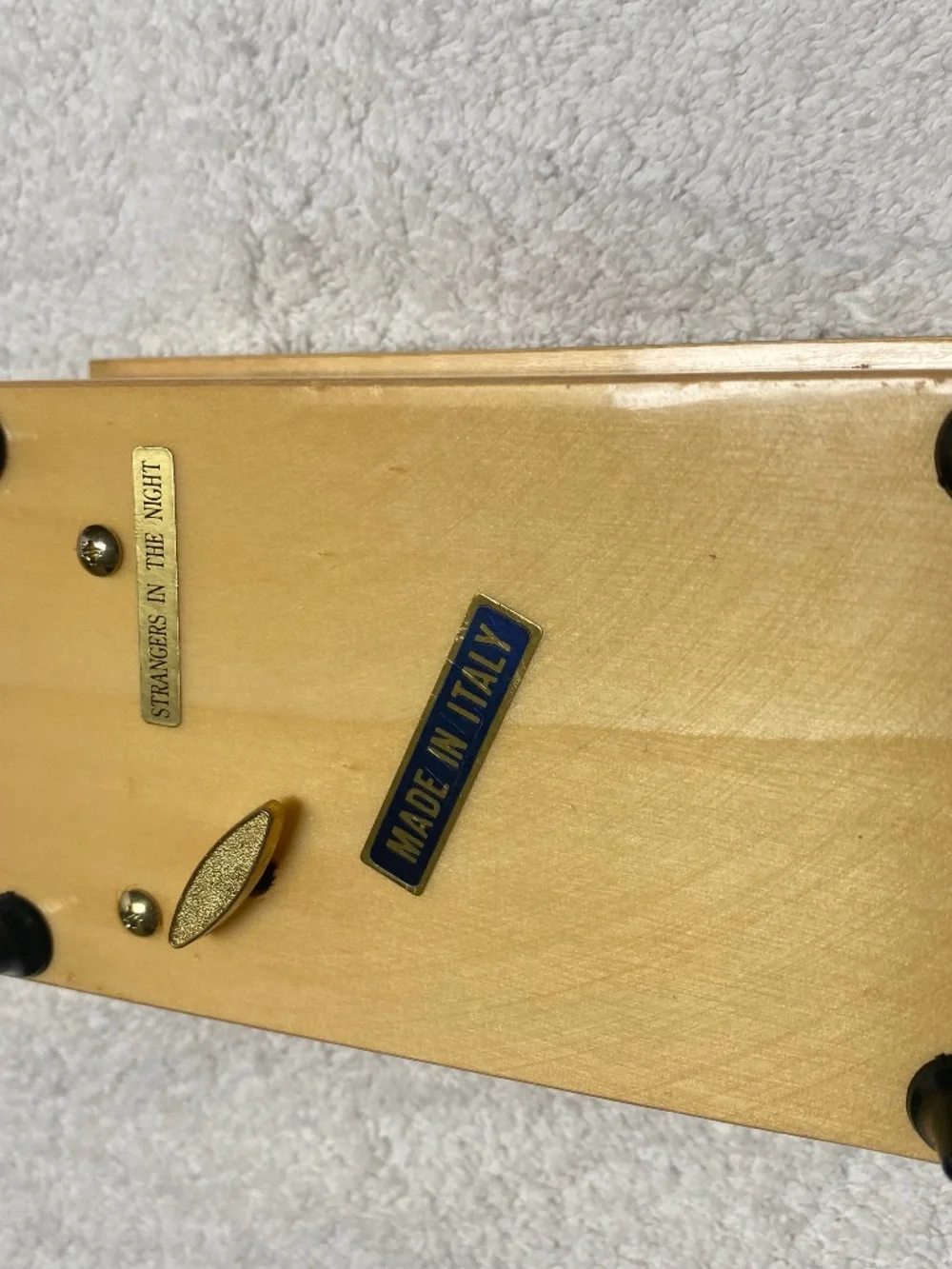 Inlay Design Italian Music Box. - Picture 4 of 5